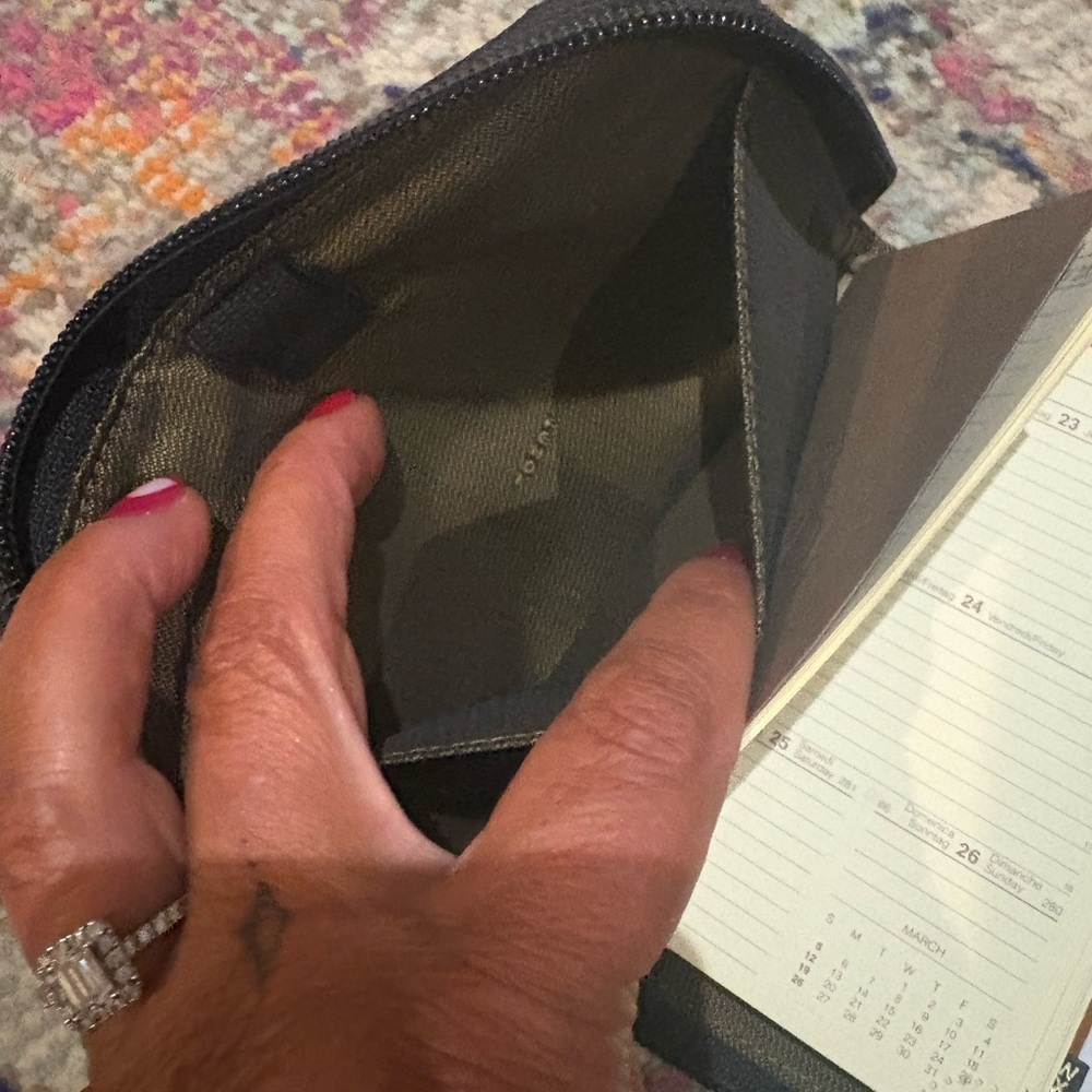 Fendi Black and Brown Zucca zip agenda, passport size. 100%Authentic - Picture 7 of 7